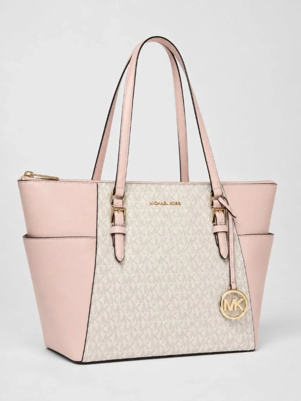 Michael Kors 🍓💗 michael